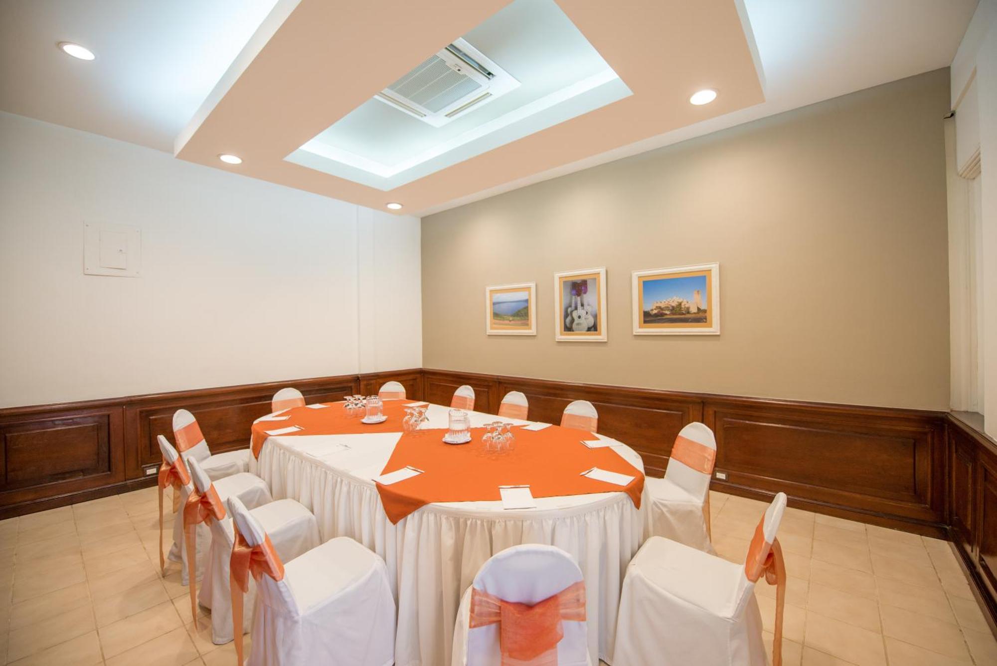 Hotel Globales Camino Real Манагуа Екстериор снимка